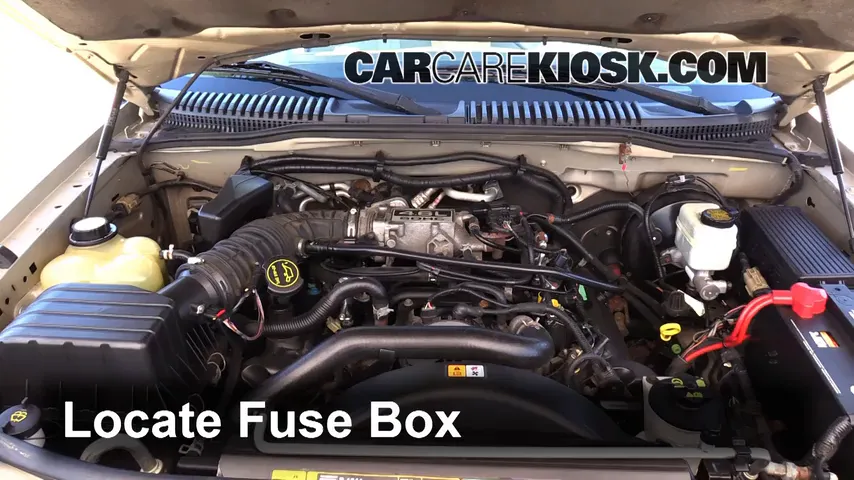 2005 Mercury Mountaineer Premier 4.6L V8 Fuse (Engine)